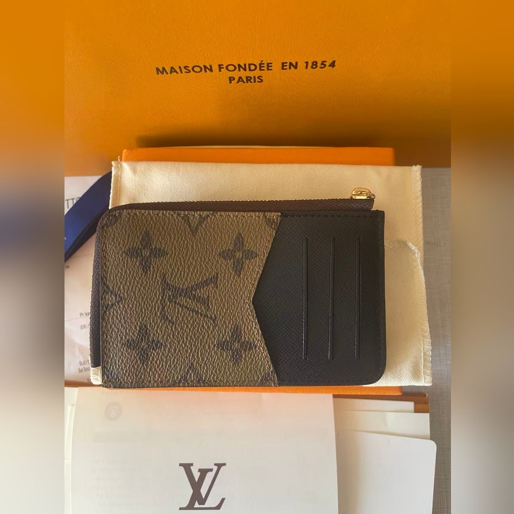 Louis Vuitton Monogram Card Holder Recto Verso - Picture 3 of 11